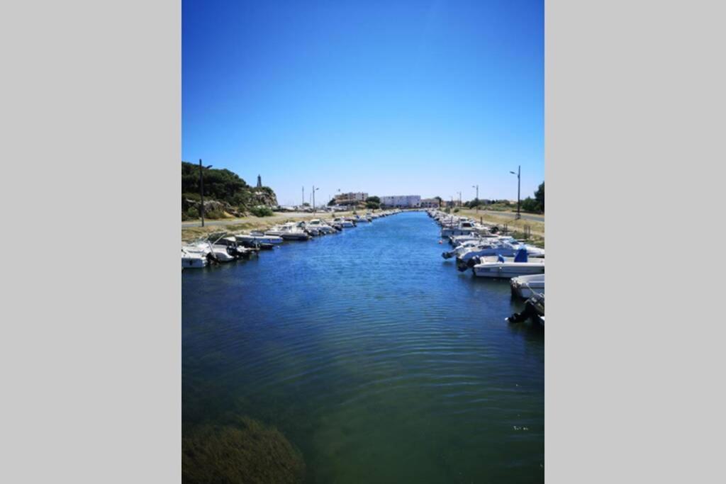 Appartement Calme Entre Terre Et Mer Proche Plage Fleury  Exterior photo